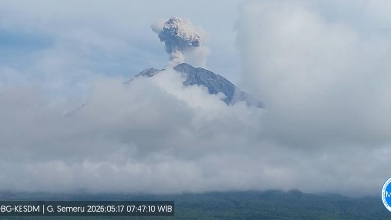 Erupsi Gunung Semeru Tiga Kali dalam Sehari, PVMBG Tetapkan Status Siaga dan Larangan Aktivitas