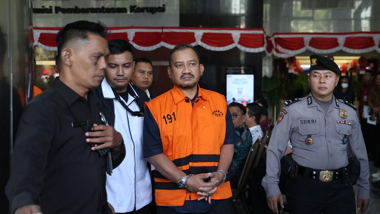Bupati Pemalang  Ditahan Usai OTT KPK