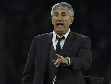 Quique Setien menjadi manajer di Barcelona selama tujuh bulan saja. Banyak orang yang menganggapnya sebagai manajer terburuk Barca baru-baru ini. Namun beberapa orang yang lain mengangga dirinya tak diberi kesempatan untuk beradaptasi dengan pekerjaannya. (AFP/Filippo Monteforte)