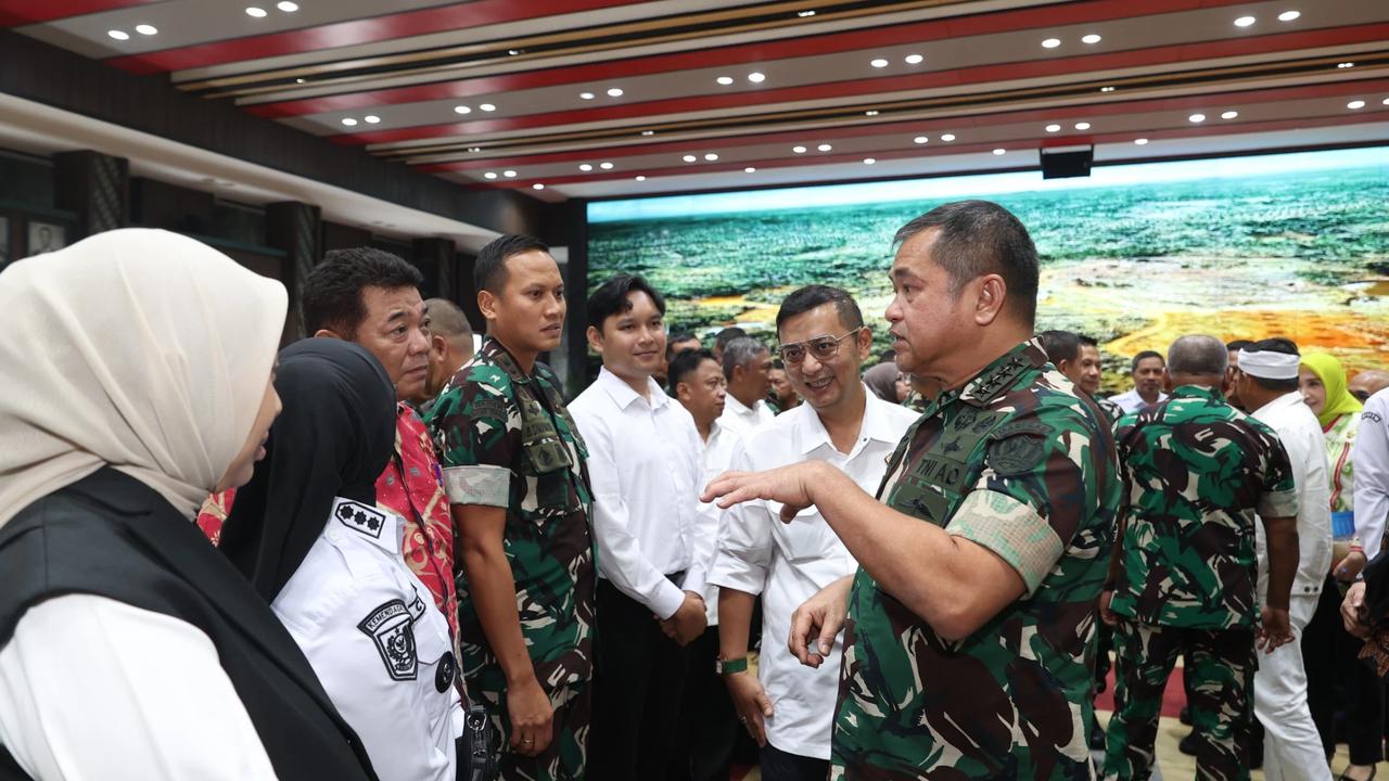 TNI AD dan Pemprov Jabar atasi sampah dan antisipasi kemarau panjang