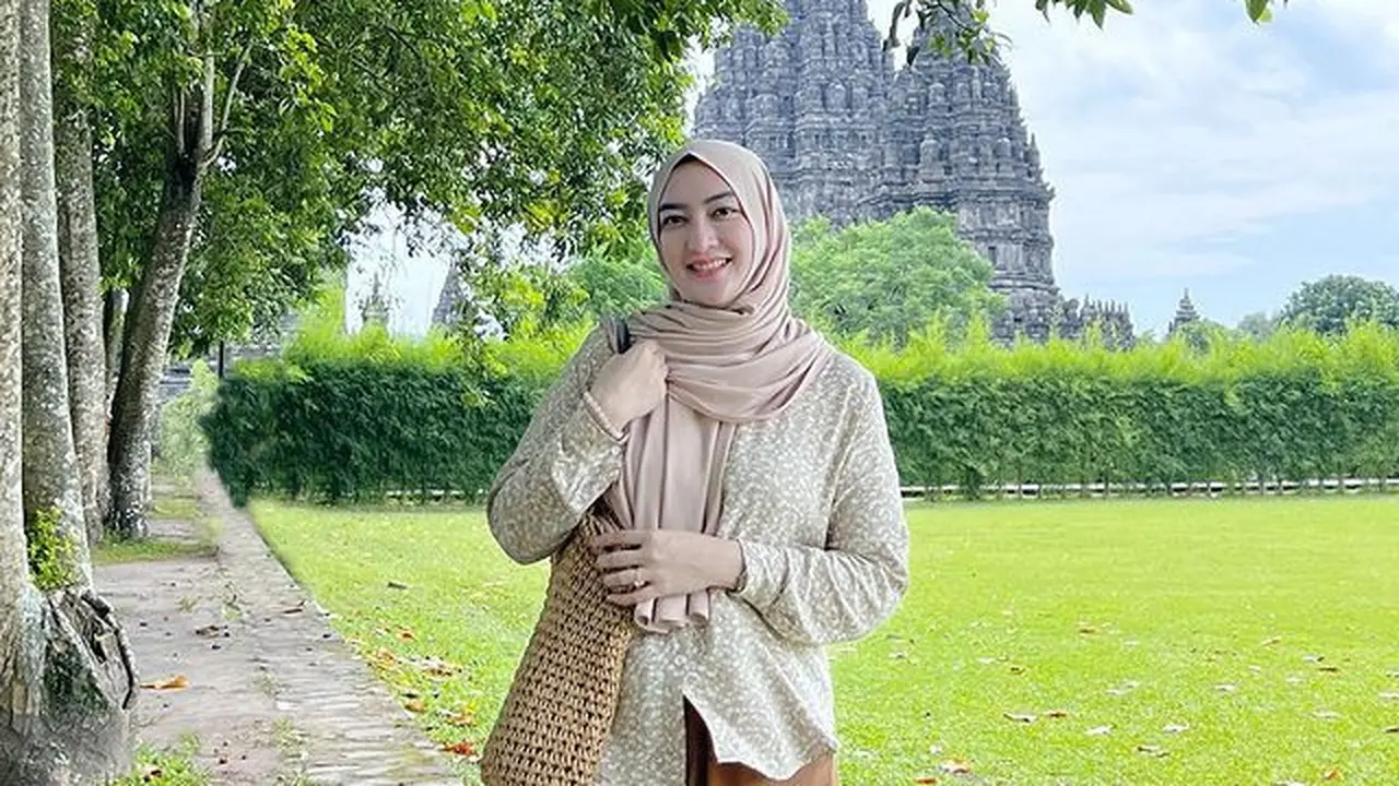 Indriani Hadi makin awet muda (Instagram/indrieofficial)