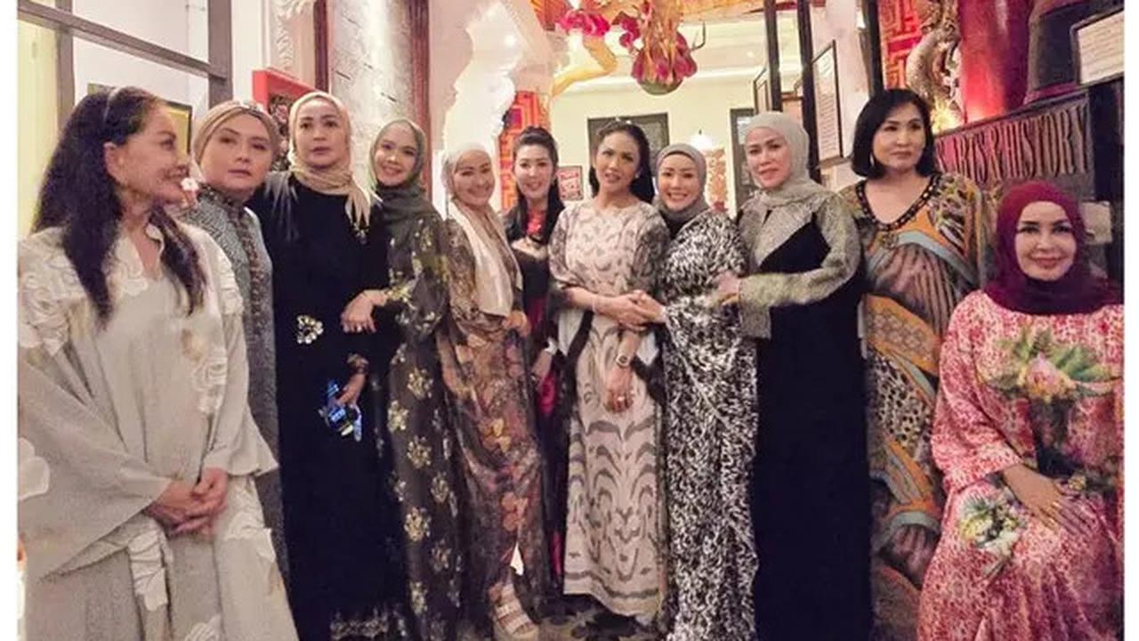 6 Potret Geng Arisan Kepompong Bukber, Gaya Glamor Krisdayanti hingga Mayangsari