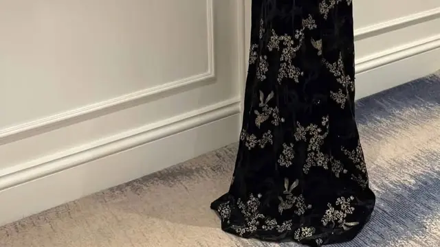 Modern Princess Vibes, Pesona Syifa Hadju Bersinar dalam Dua Siluet Gaun Hitam yang Anggun