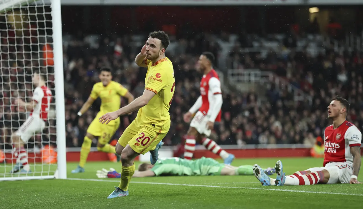 Dua gol The Reds dicetak oleh Diogo Jota pada menit 54 dan Roberto Firmino ke 62. (AP/Ian Walton)