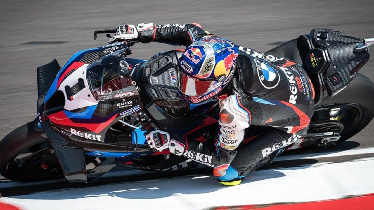 Hasil Superpole WorldSBK Inggris 2025: Kalahkan Nicolo Bulega, Toprak Razgatlioglu Sabet Pole