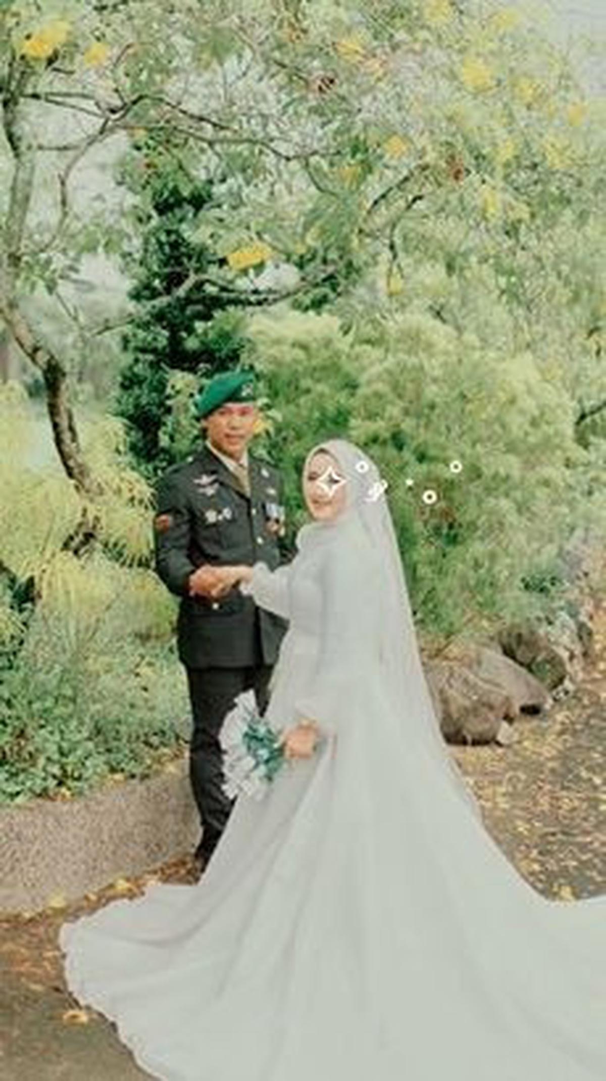 Berdasarkan informasi, prajurit tersebut diketahui berpangkat sebagai Prajurit Satu (Pratu).<br>