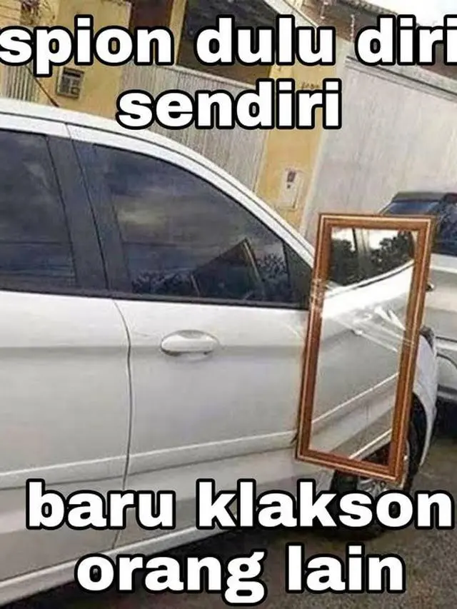 6 Potret Cermin Dijadikan Spion Ini Nyeleneh, Jadi Perhatian Pengendara