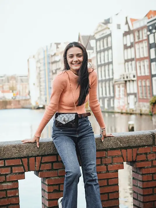 Tak menyayangkan memutuskan rehat sejenak, terpenting baginya adalah kesehatan tubuhnya dalam menjalankan aktivitas. Bukan hanya itu, ia juga ingin fokus mempersiapkan kehidupannya di masa depan. (Instagram/amandarawless)