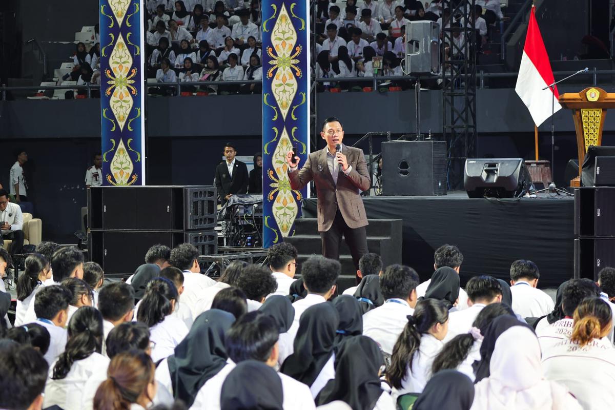 Menko AHY ke Mahasiswa UPN Jakarta: SDM Berkualitas Kunci Indonesia Emas 2045