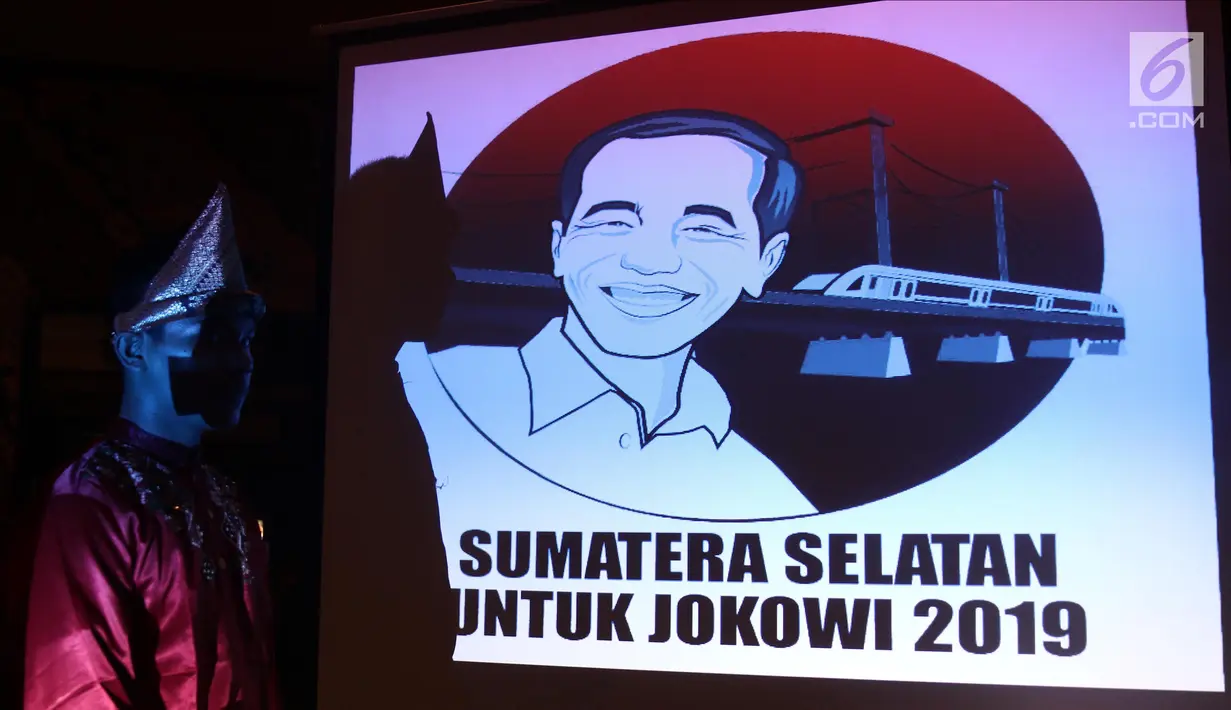 Acara deklarasi dukungan kepada calon presiden Joko Widodo atau Jokowi dan calon wakil presiden Maruf Amin di Jakarta, Sabtu (11/8). Masyarakat Sumatera Selatan (Sumsel) se-Jabodetabek memberikan dukungannya kepada Jokowi. (Liputan6.com/Herman Zakharia)