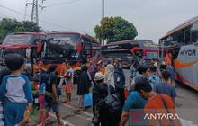 Arus Balik Lebaran 2026: Terminal Kampung Rambutan Masih Alami Peningkatan Penumpang