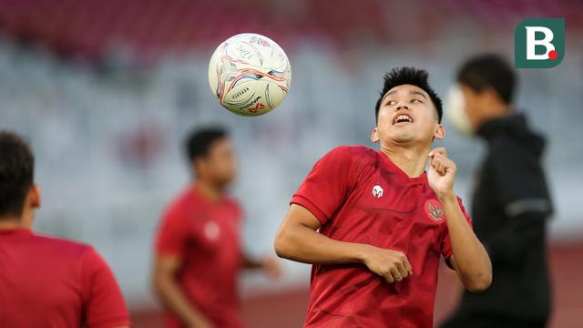 Official Training Timnas Indonesia Jelang Laga Semfinal Piala AFF 2022 Melawan Timnas Vietnam