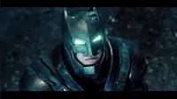 Akhirnya trailer perdana Batman v Superman: Dawn of Justice sudah resmi dirilis oleh Warner Bros Pictures.