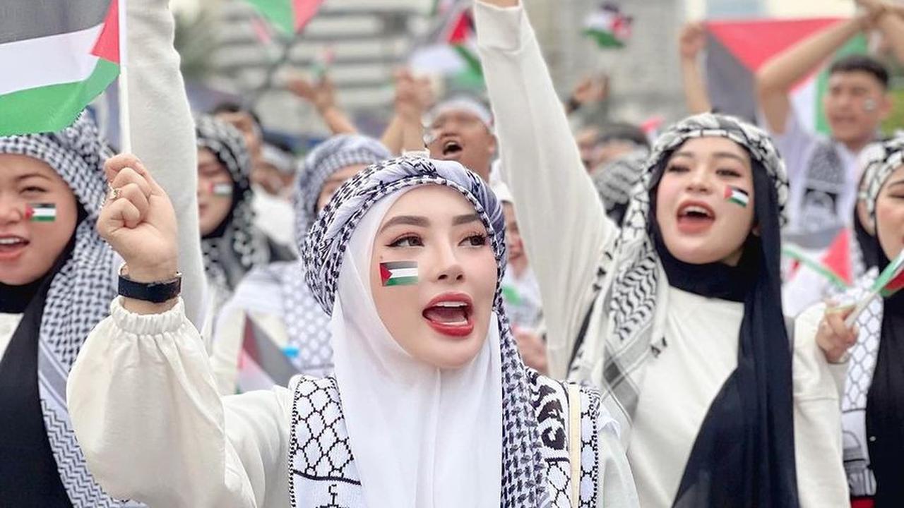 Tampil Dengan Stiker Bendera Palestina