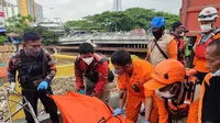 Penemuan Jenazah Adzra Nabila Korban Banjir di Bogor (Sumber: via Merdeka.com)