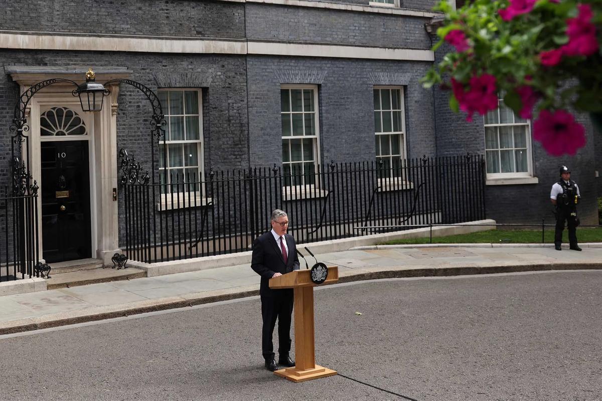 FOTO: Momen Keir Starmer Mundur dari Jabatan Perdana Menteri Inggris
