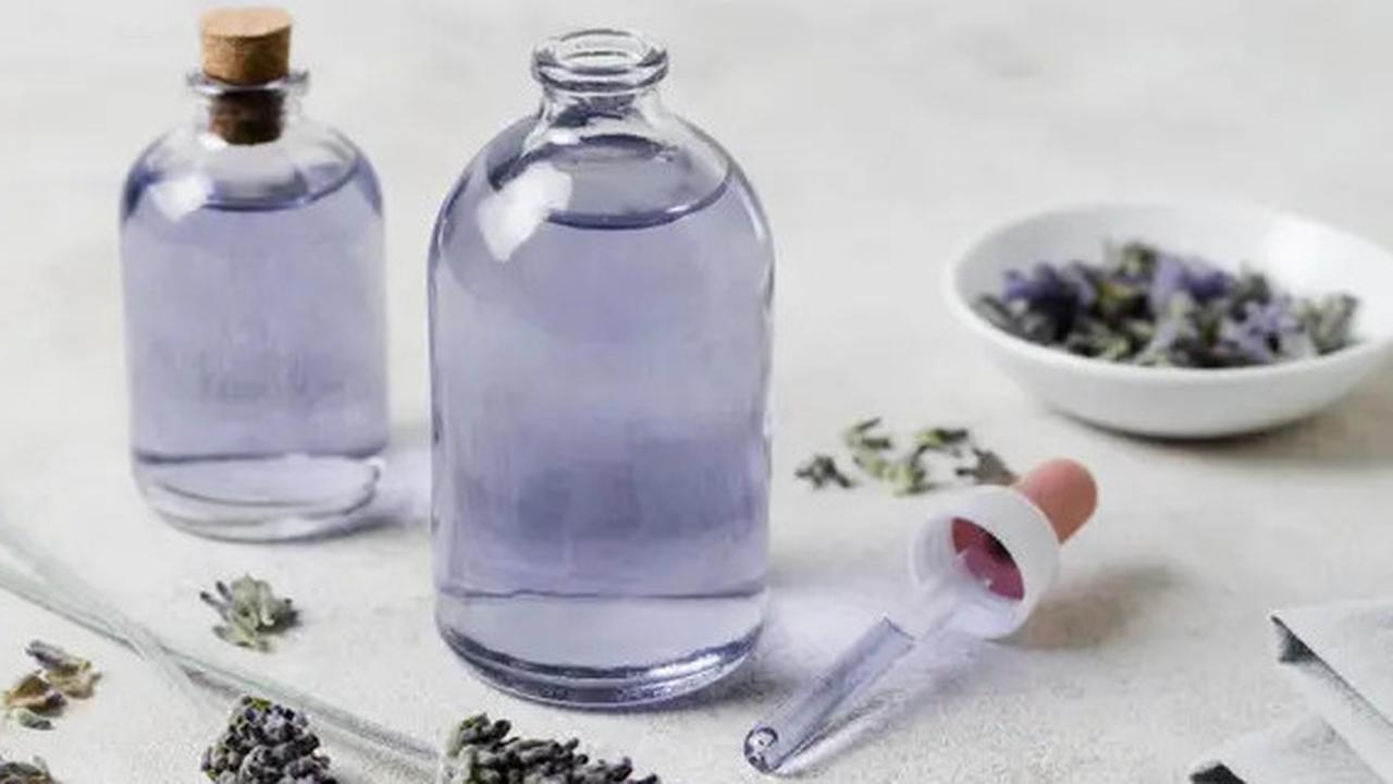 Aneka Parfum Wangi buat Perempuan Cocok untuk Berbagai Suasana & Kepribadian
