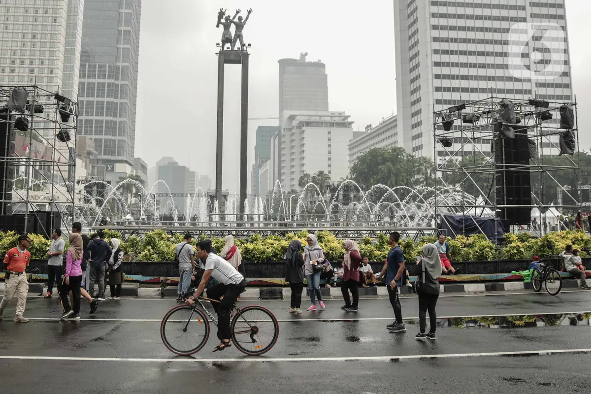 Penjambret intai masyarakat yang beraktivitas saat CFD