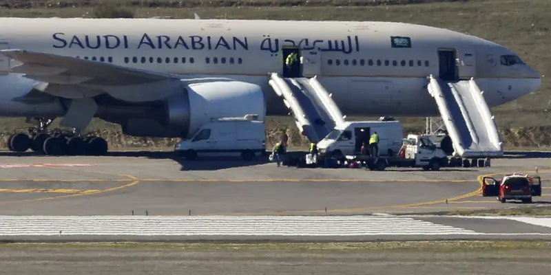 20160204-Diteror Bom, Pesawat Saudi Arabian Airlines Batal Terbang-Madrid