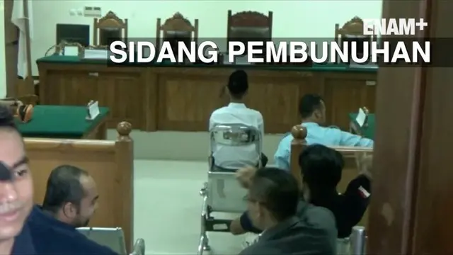 Sidang Kasus Pembunuhan Enno Parihah dengan agenda pembacan pledoi tersangka pembunuh Enno. Hakim diminta bebaskan terdakwa