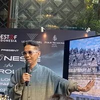 Edward Hutabarat akan menghadirkan keagungan keragaman wastra Indonesia di Carrousel du Louvre Paris. Dok. Anisha Saktian Putri