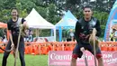 Keharmonisan bersama istri, juga ditunjukan dalam mengikuti ajang Counterpain Mud Warrior 2017. Ganindra Bimo dan Andrea Dian terlihat kompak saat ikut acara itu. (Bambang E. Ros/Bintang.com)