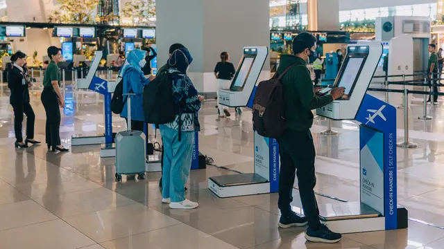 PT Aviasi Pariwisata Indonesia (Persero) atau InJourney mempersiapkan lonjakan penumpang pesawat selama periode libur Natal 2025 dan Tahun Baru 2026. (Foto: InJourney)