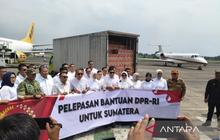 DPR RI Salurkan Bantuan Logistik Via Udara untuk Korban Bencana di Sumatera
