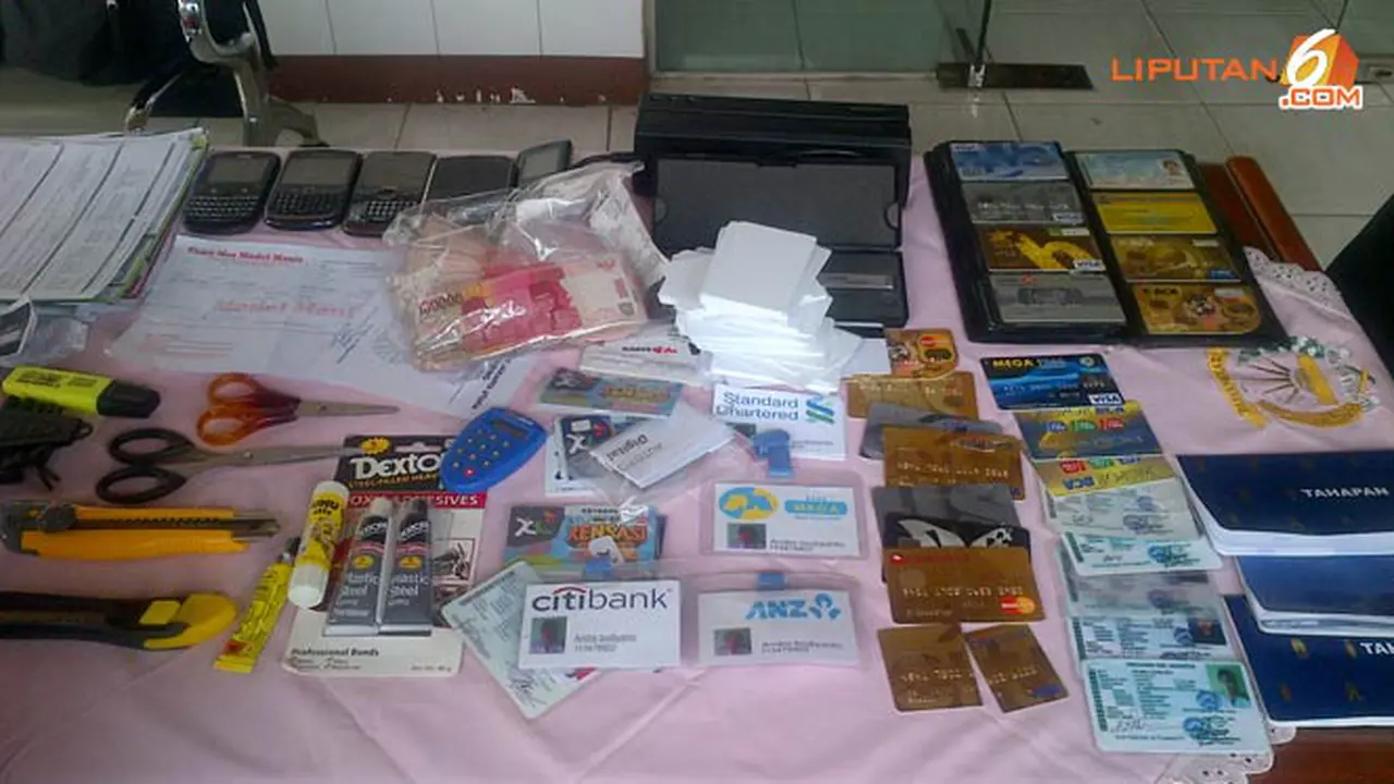kartu-kredit-penipuan-130927c.jpg