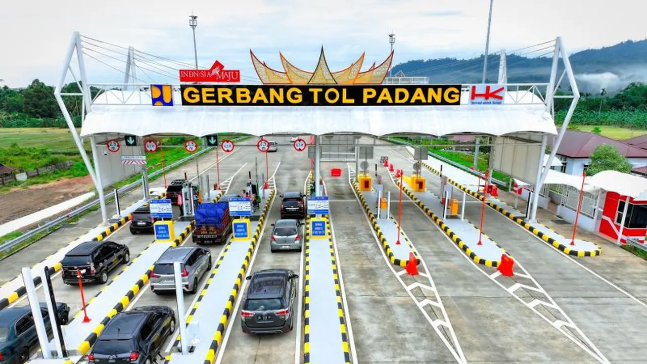 Kecelakaan Maut Bus di Tol Padang-Sicincin