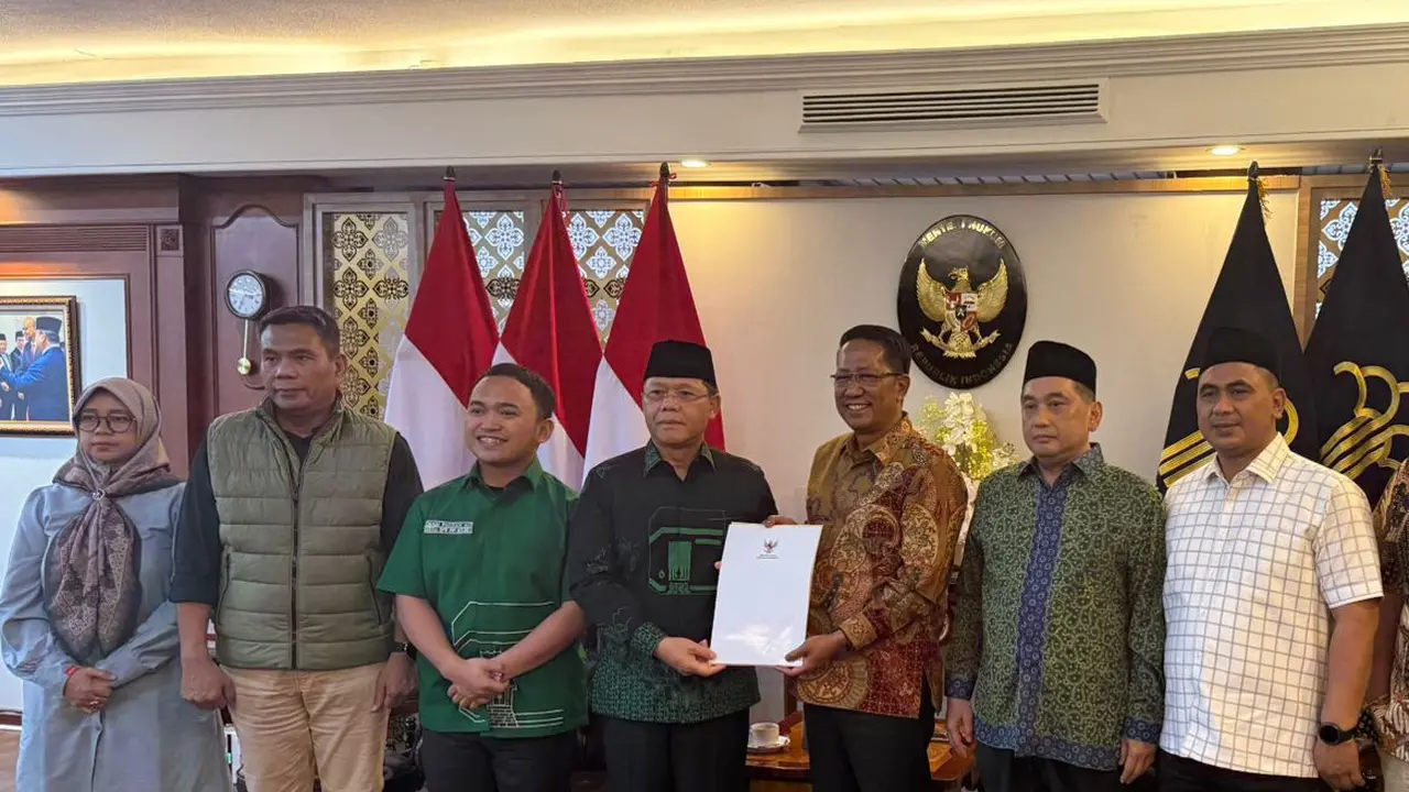 Kementerian Hukum (Kemenkum) resmi mengesahkan kepengurusan Dewan Pimpinan Pusat (DPP) Partai Persatuan Pembangunan (PPP) periode 2025–2030.