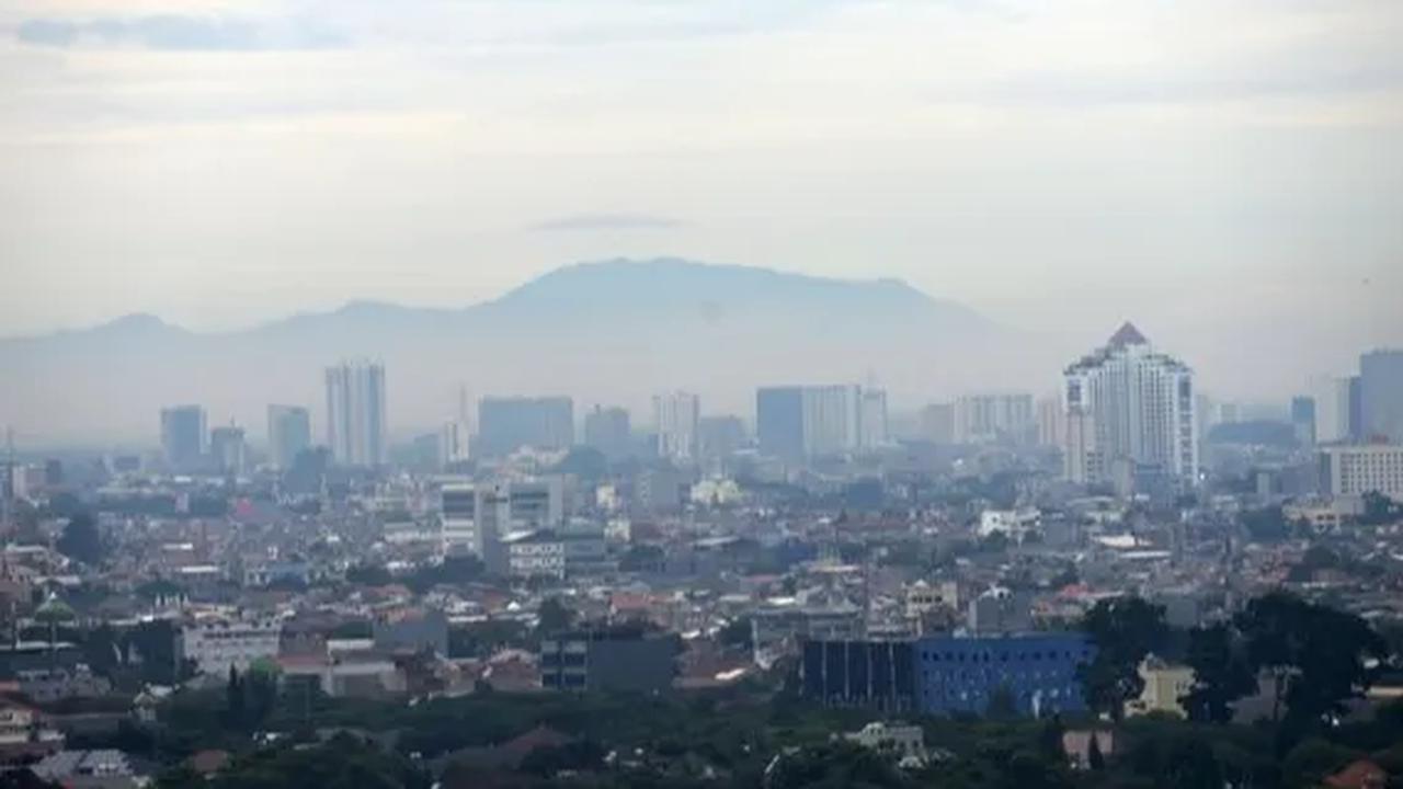 Menurut Banga, banyak pekerjaan yang telah terjadi di Indonesia sebagai bagian dari proses pembangunan.