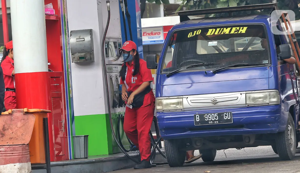 <p>Menteri Keuangan Sri Mulyani mengungkapkan pemerintah menggelontorkan Rp 329,9 triliun untuk subsidi energi. (Liputan6.com/Angga Yuniar)</p>