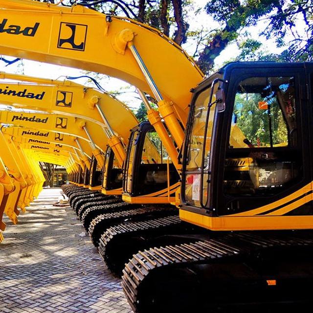 Kementerian Pupr Pakai Excavator Buatan Pindad Untuk Proyek Infrastruktur Bisnis Liputan6 Com