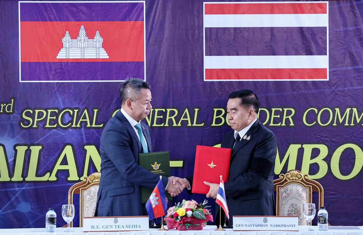 FOTO: Thailand dan Kamboja Sepakati Gencatan Senjata di Perbatasan