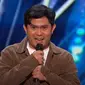 Cakra Khan di panggung America's Got Talent 2023.( Foto: Tangkapan Layar Youtube America's Got Talent)