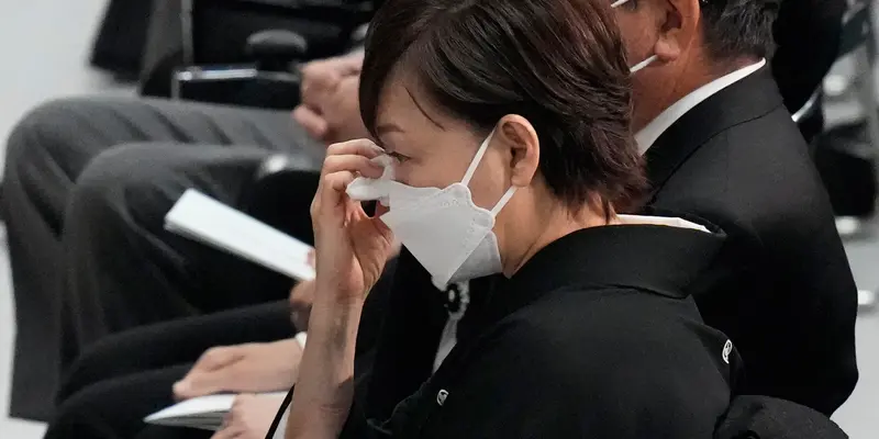 Ekspresi Istri Shinzo Abe, Saat Pemakaman Mendiang Suaminya