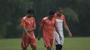 Karena cidera sejumlah pemain Persija latihan terpisah jelang babak 8 besar Piala Jenderal Sudirman di Lapangan Sawangan, Depok, Jawa Barat, Jumat (4/12/2015). (Bola.com/Vitalis Yogi Trisna)
