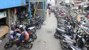 Suasana parkiran Blok G Tanah Abang, Jakarta, Jumat (27/4). Tempat itu akan dijadikan lokasi relokasi sementara bagi pedagang Blok G. (Liputan6.com/Arya Manggala)