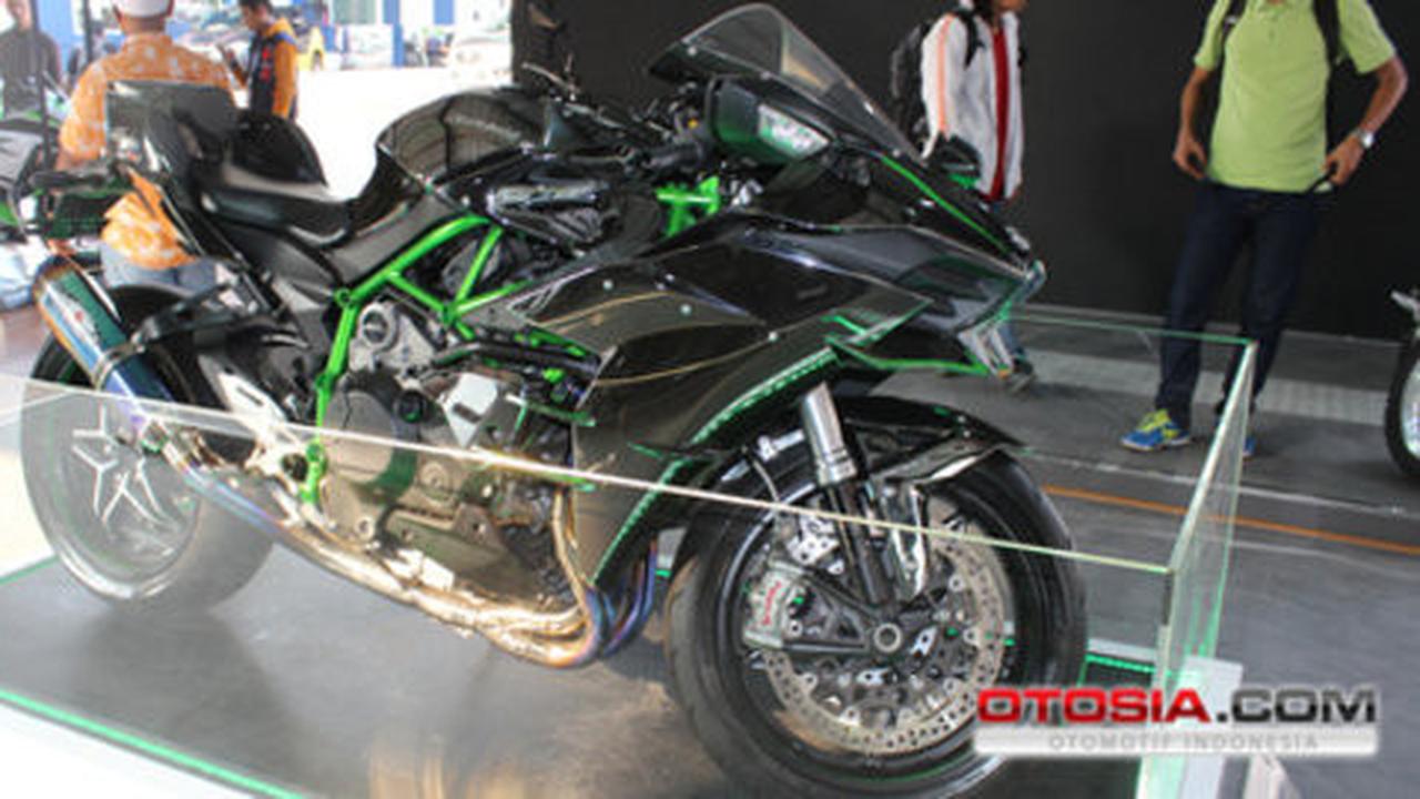 Lagi ramai, Kawasaki 'sebar' 5 Moge sekaligus di ajang GIIAS 2015