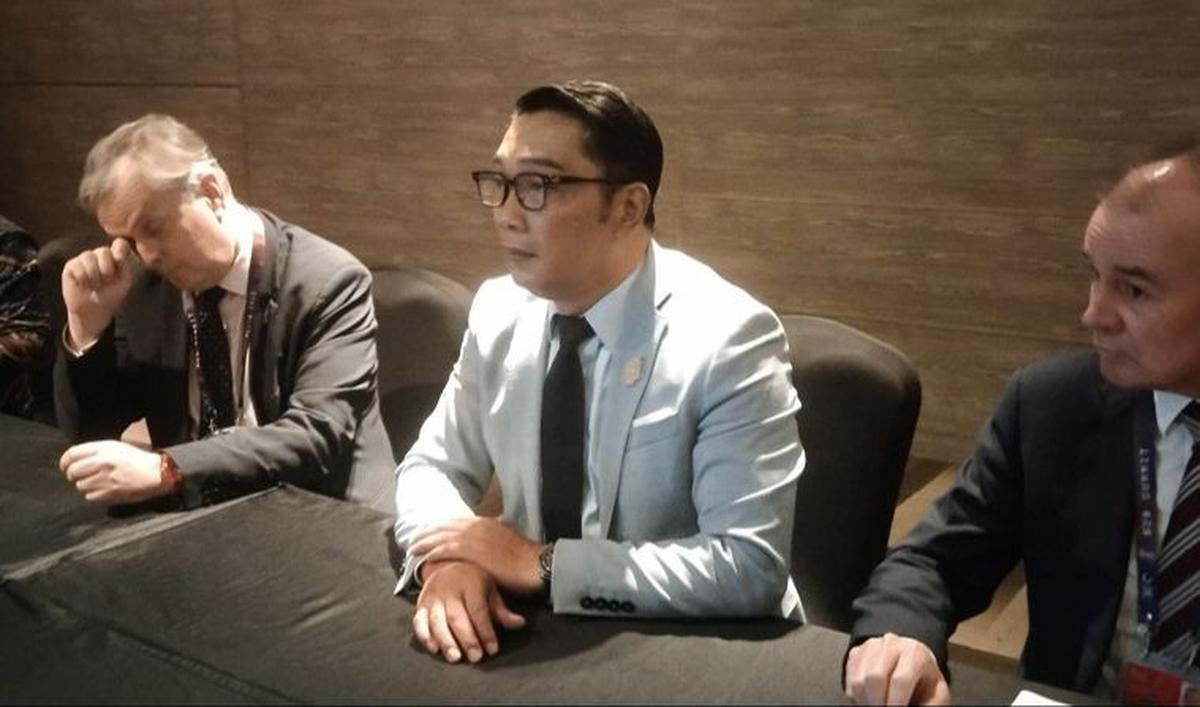 Secara garis besar, Hasto menuturkan, pertemuan Ridwan Kamil dengan Megawasti membahas tentang benang merah perjuangan dari Bung Karno.