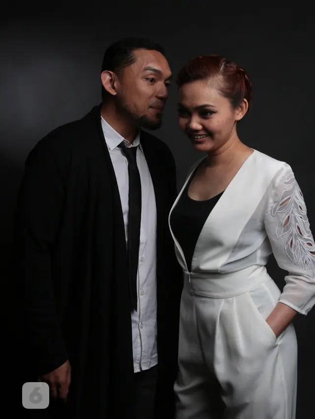 [Bintang] Eksklusif Rina Nose dan Fakhrul Razi