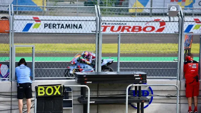 Warga Sambut Antusias Jelang Digelarnya Pertamina Grand Prix of Indonesia