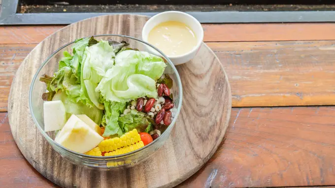 7 Cara Memilih Bumbu Salad yang Tidak Bikin Gemuk, Tetap Enak dan Sehat