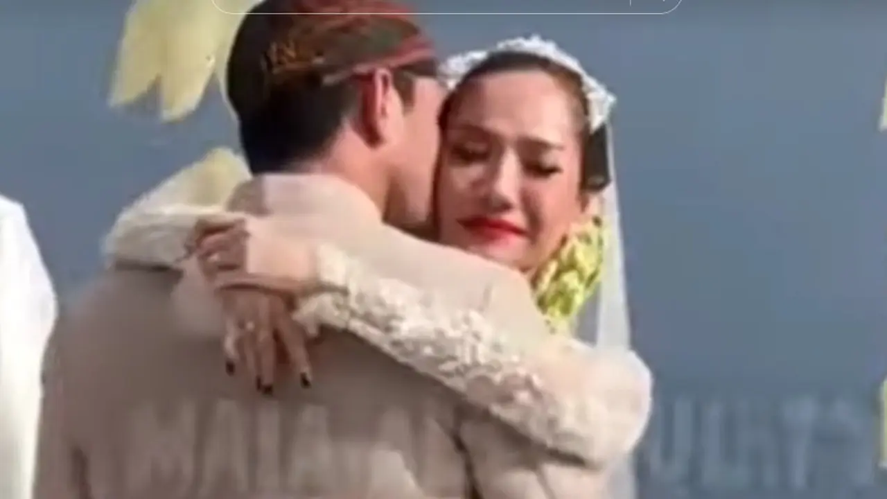 BCL dan Reza Rahadian