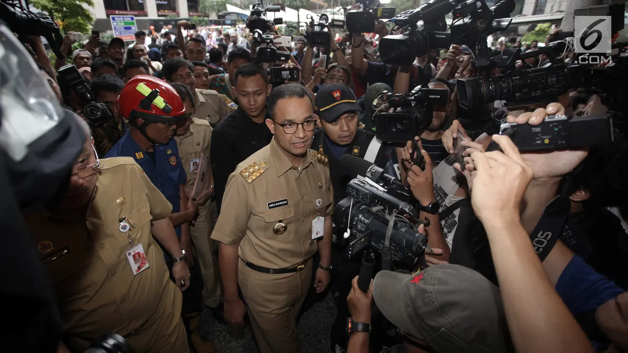 Anies Tinjau Gedung BEI
