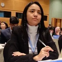 Irma Lina Habibah menghadiri Asian Youth International Model United Nation.