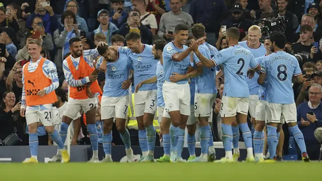 Erling Haaland Hattrick, Manchester City Gulung Nottingham Forest