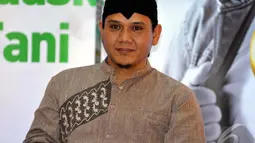 Pemilik nama asli Andi Fadly Arifuddin lebih memilih untuk menghabiskan waktu bersama keluarganya, Jakarta, Kamis (17/7/2014) (Liputan6.com/Panji Diksana)