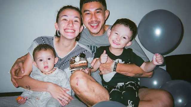 Melahirkan Anak Ketiga, Ini 6 Potret Perjalanan Kehamilan Dahlia Poland